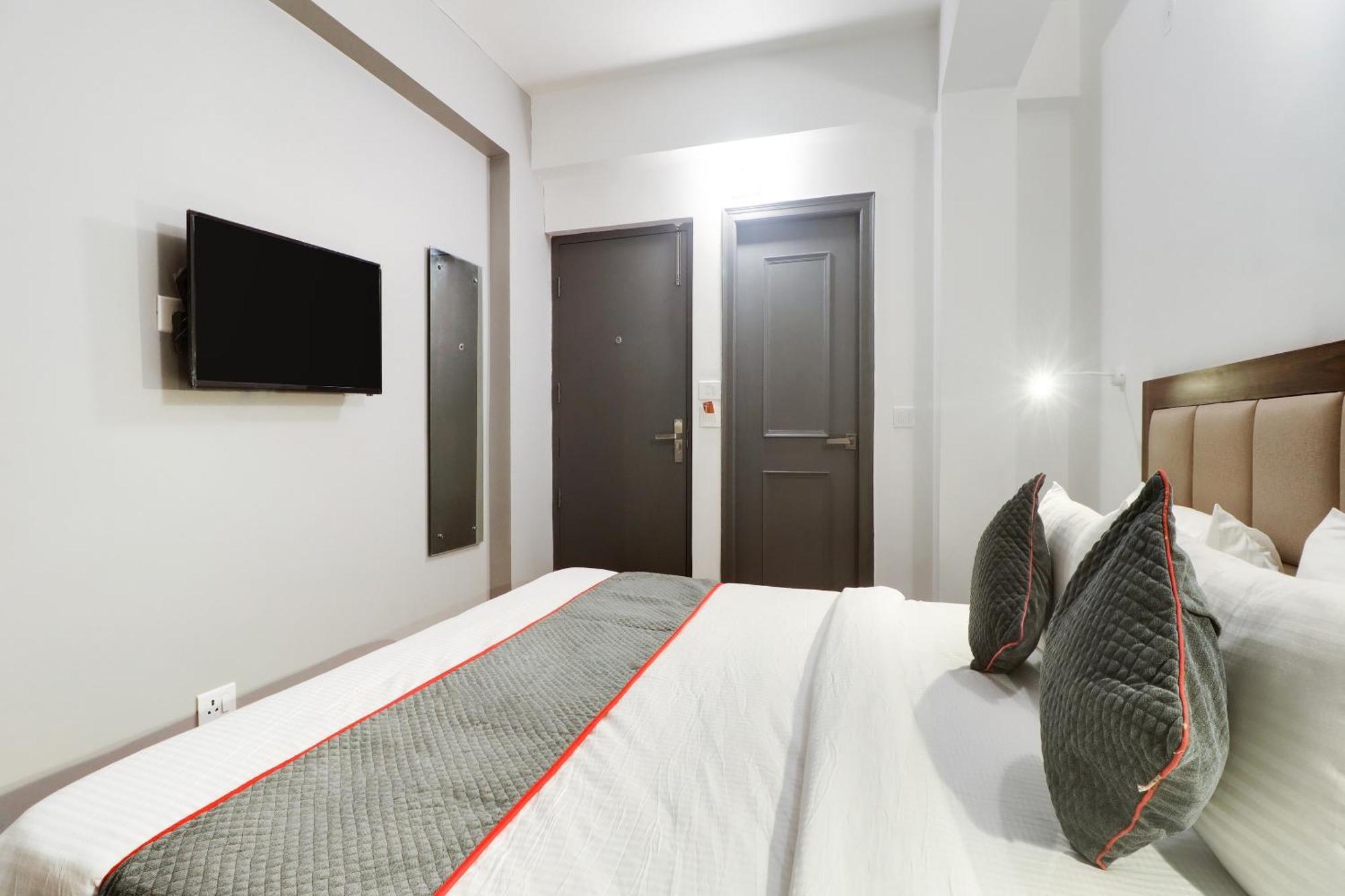 Townhouse Townhouse Clark Inn Patna  Eksteriør bilde