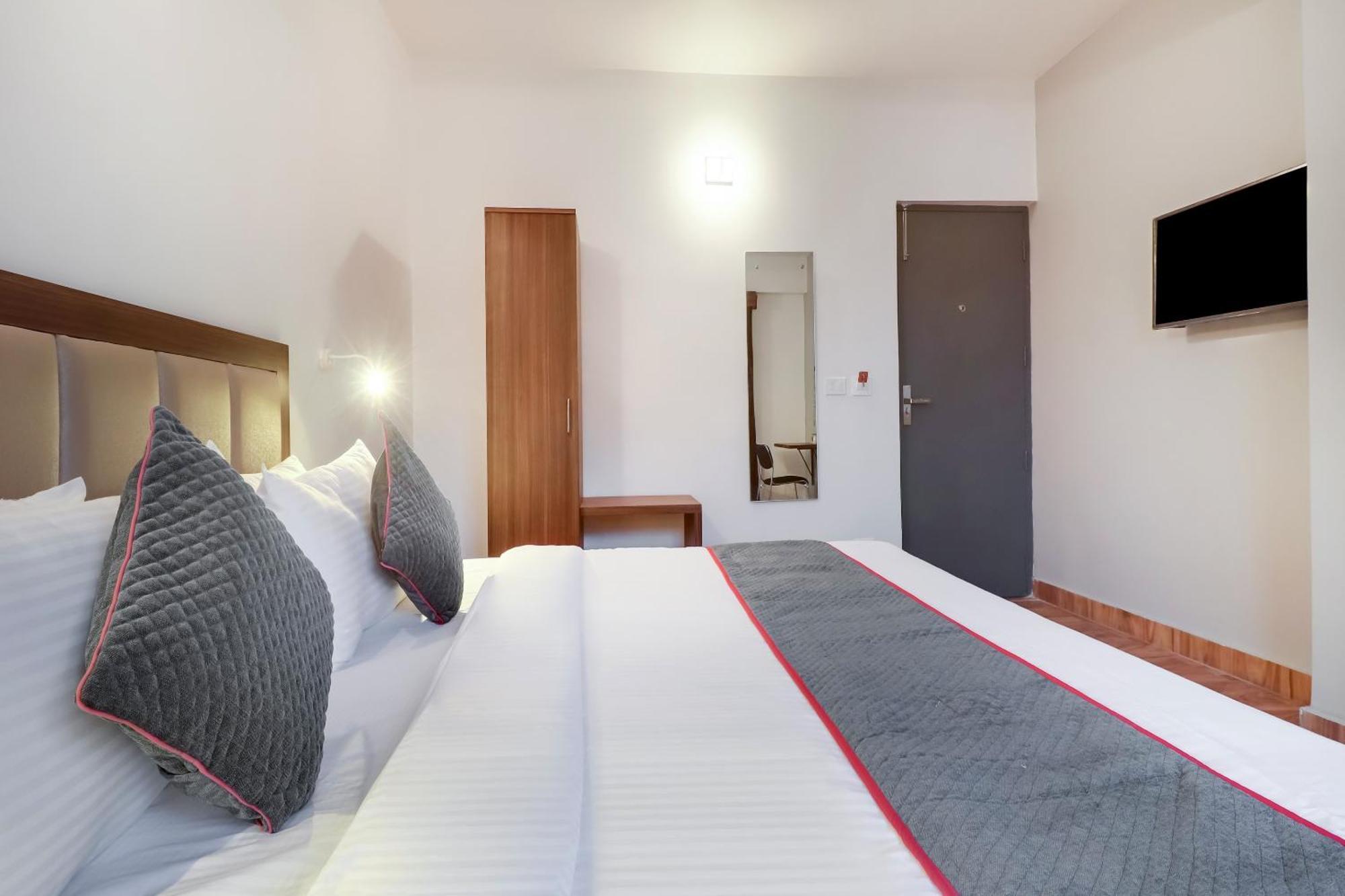 Townhouse Townhouse Clark Inn Patna  Eksteriør bilde